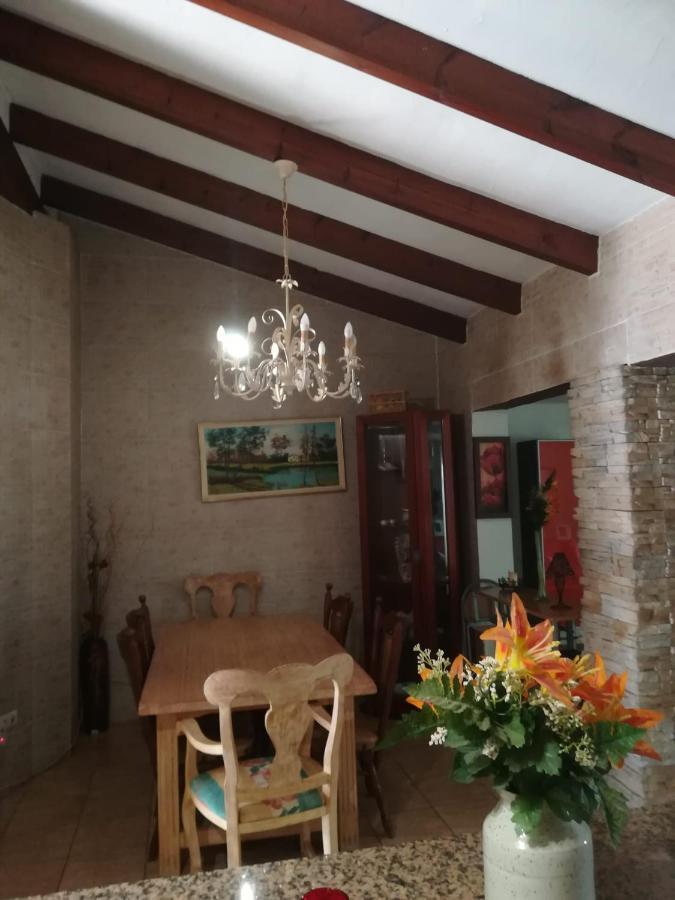 Bungalow Cerca De La Playa Дения Екстериор снимка